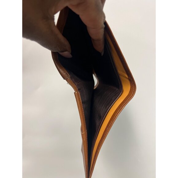 Genuine Leather Mens Bifold Wallet With Multiple Card Slots & ID Holder - Picture 5 of 5